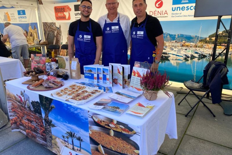 Dénia ofrece degustaciones gastronómicas en una feria turística de Noruega  Dénia ofrece degustaciones gastronómicas en una feria turística de Noruega