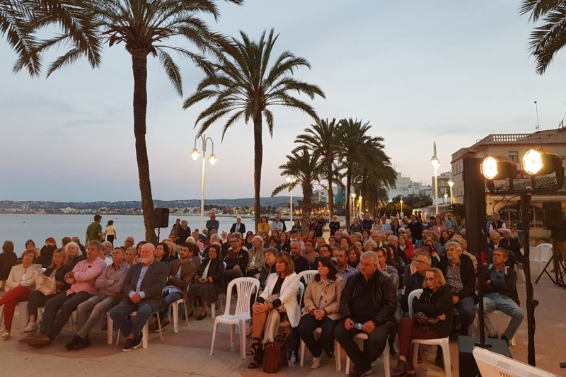 Chulvi (PSPV-PSOE) anuncia que el Consell Jurídic culpa a la empresa del parón de la obra del puente de Triana en Xàbia Chulvi (PSPV-PSOE) anuncia que el Consell Jurídic culpa a la empresa del parón de la obra del puente de Triana en Xàbia