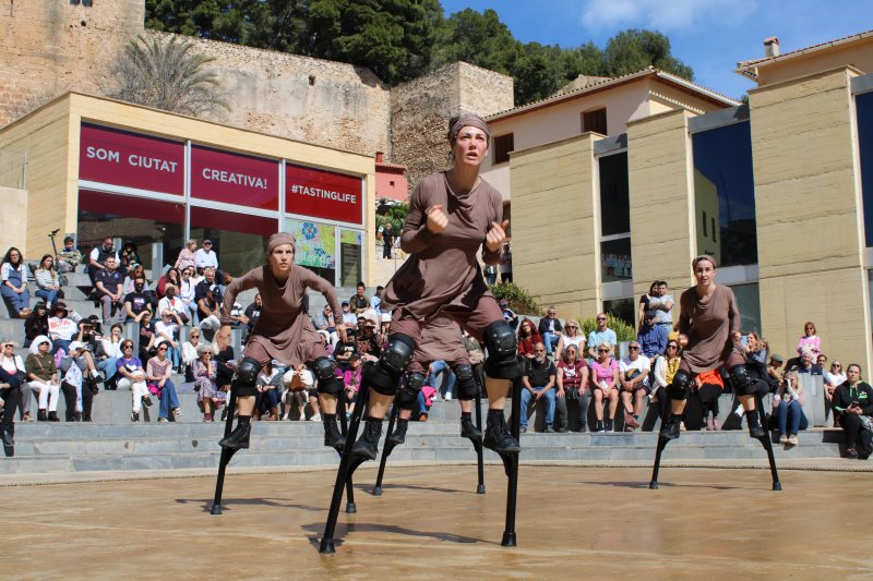 Dénia reclama más competencias para atender a las víctimas de violencia machista  Dénia reclama más competencias para atender a las víctimas de violencia machista