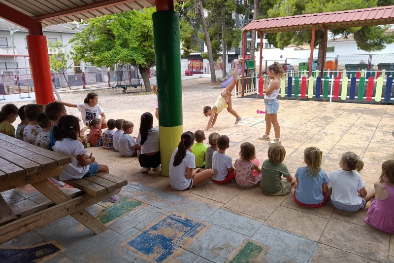 L’escoleta d’estiu de Pego consolida l’aposta per la conciliació familiar de l’Ajuntament L’escoleta d’estiu de Pego consolida l’aposta per la conciliació familiar de l’Ajuntament