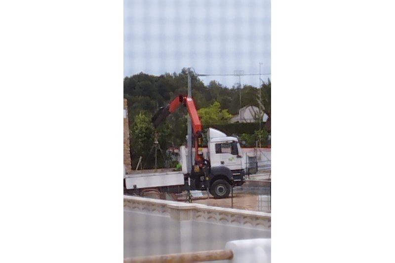 El Ayuntamiento de Dénia cede terreno en Les Rotes para instalar una antena provisional de telefonía El Ayuntamiento de Dénia cede terreno en Les Rotes para instalar una antena provisional de telefonía