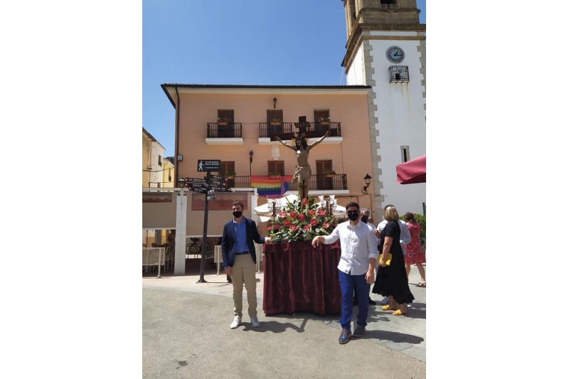 Tradició i devoció se conjuren al voltant del Crist d’Orbeta Tradició i devoció se conjuren al voltant del Crist d’Orbeta