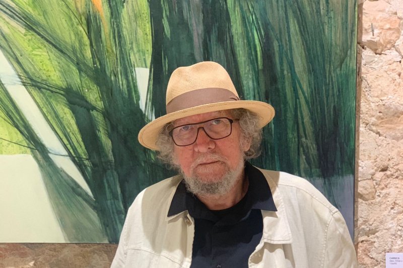 Augusto Banegas lleva el tránsito del impresionismo al hiperrealismo a la Torre de los Duques de Medinaceli de El Verger Augusto Banegas lleva el tránsito del impresionismo al hiperrealismo a la Torre de los Duques de Medinaceli de El Verger