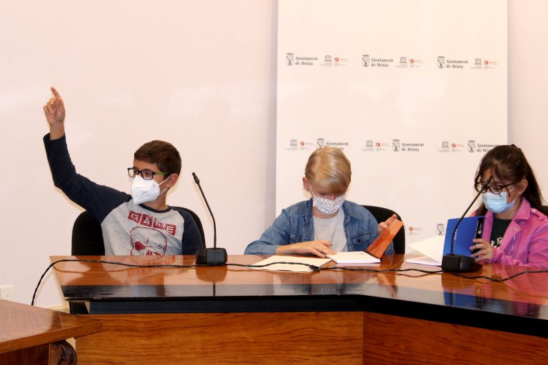 Dénia prepara una semana de la infancia y la adolescencia  Dénia prepara una semana de la infancia y la adolescencia