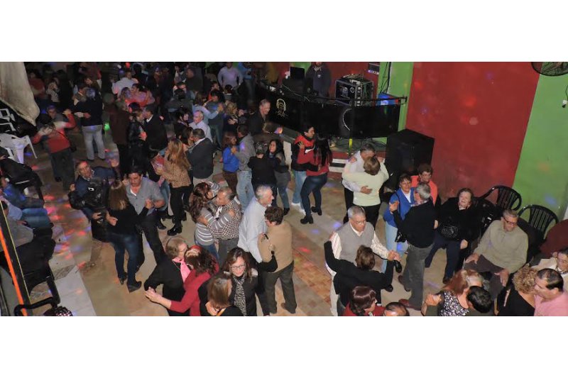 La Concejalía del Mayor de Dénia organiza un certamen de baile para personas de la tercera edad La Concejalía del Mayor de Dénia organiza un certamen de baile para personas de la tercera edad