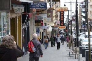 Calp reparte más de 540.000 euros con el Bono Comercio