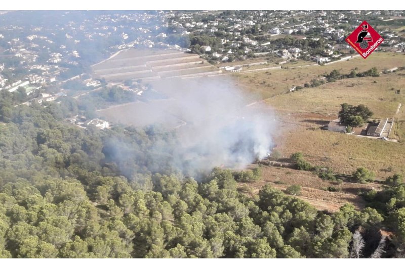 Un nuevo incendio se ha declarado en Xàbia Un nuevo incendio se ha declarado en Xàbia