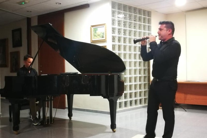Postiguillo se impone en el Premi de Composició per a dolçaina i piano Festacarrer de Ondara Postiguillo se impone en el Premi de Composició per a dolçaina i piano Festacarrer de Ondara