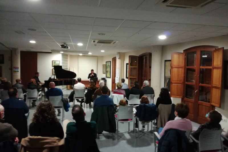 Postiguillo se impone en el Premi de Composició per a dolçaina i piano Festacarrer de Ondara Postiguillo se impone en el Premi de Composició per a dolçaina i piano Festacarrer de Ondara