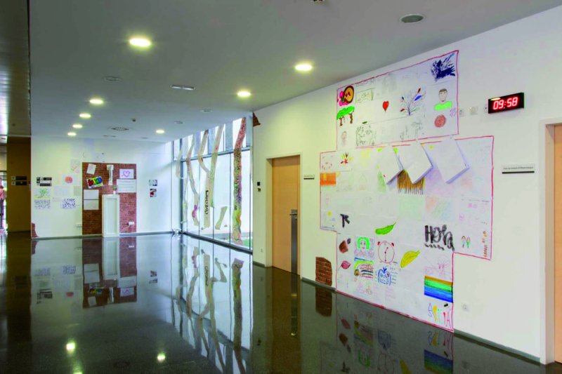 El Hospital de Dénia ofrece una exposición sobre las emociones que esconden las enfermedades  El Hospital de Dénia ofrece una exposición sobre las emociones que esconden las enfermedades