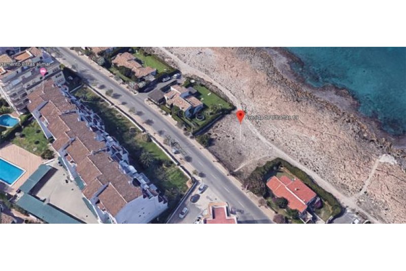 El pleno de Xàbia suspende una licencia que concedió el pasado verano para abrir un restaurante en el II Muntanyar El pleno de Xàbia suspende una licencia que concedió el pasado verano para abrir un restaurante en el II Muntanyar