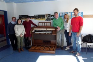 La familia Wüst dona un piano y un órgano al Conservatorio de Xàbia