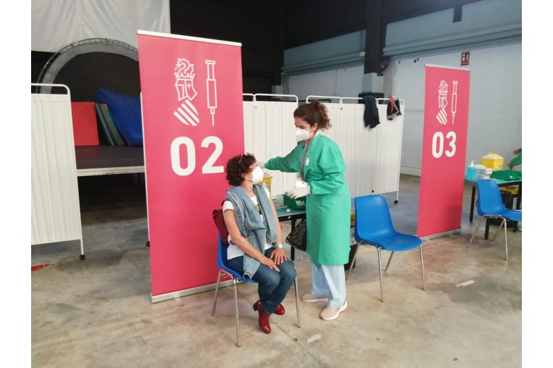 La curva de la quinta ola empieza a bajar en la comarca  La curva de la quinta ola empieza a bajar en la comarca