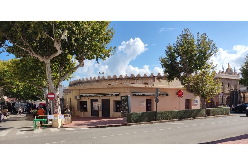 Ondara se plantea reducir en un 70% la superficie del bar de la Plaça de Bous Ondara se plantea reducir en un 70% la superficie del bar de la Plaça de Bous