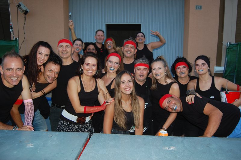 Una nit temàtica al voltant de la moguda dels anys 80 i 90 li puja la temperatura a les festes populars d’Orba  Una nit temàtica al voltant de la moguda dels anys 80 i 90 li puja la temperatura a les festes populars d’Orba