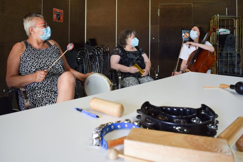 Talleres de Musicoterapia para pacientes con fibromialgia  Talleres de Musicoterapia para pacientes con fibromialgia