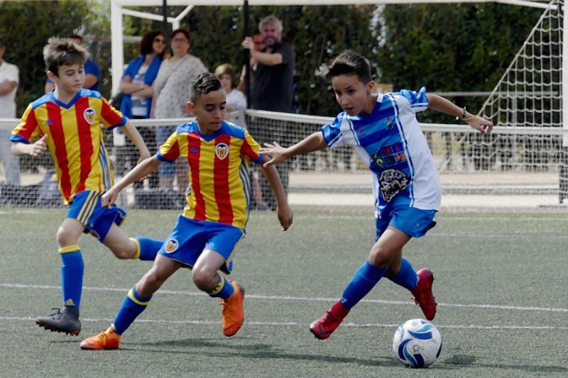 Pedreguer, en aleví, i Llevant, en benjamí, s’enporten el segon Torneig José Luis Gayà Pedreguer, en aleví, i Llevant, en benjamí, s’enporten el segon Torneig José Luis Gayà