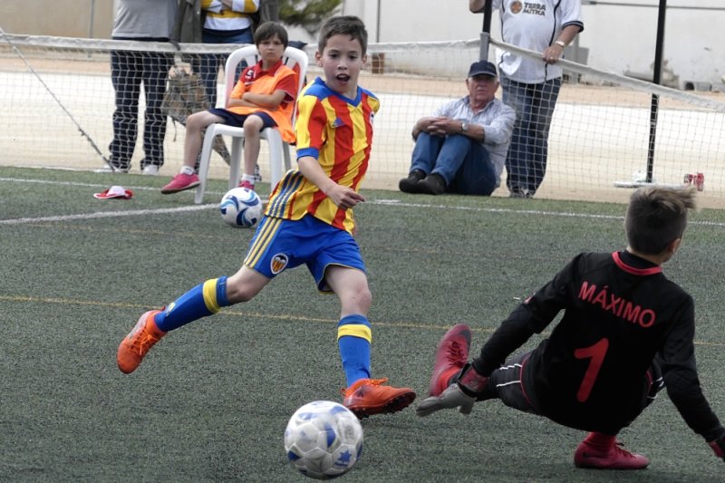 Pedreguer, en aleví, i Llevant, en benjamí, s’enporten el segon Torneig José Luis Gayà Pedreguer, en aleví, i Llevant, en benjamí, s’enporten el segon Torneig José Luis Gayà