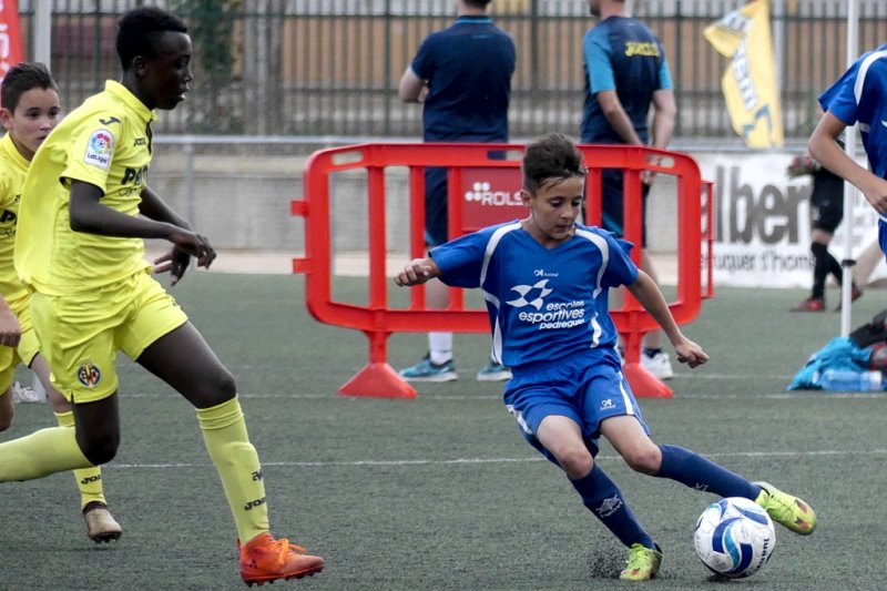 Pedreguer, en aleví, i Llevant, en benjamí, s’enporten el segon Torneig José Luis Gayà Pedreguer, en aleví, i Llevant, en benjamí, s’enporten el segon Torneig José Luis Gayà