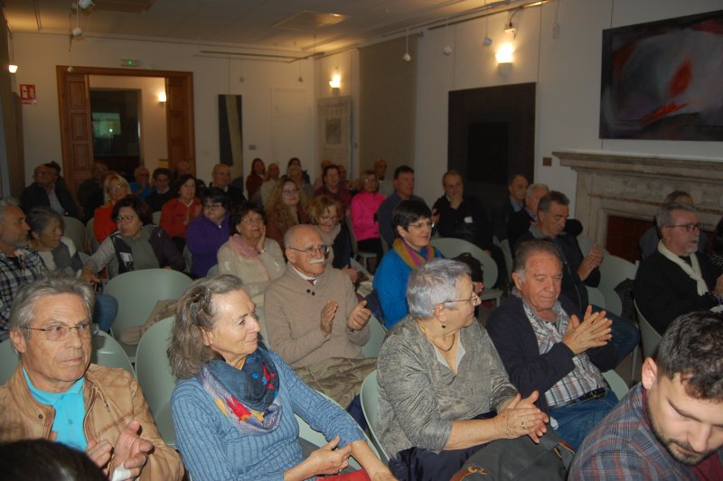 El monográfico de la “guerra de l’aigua” contrasta la memoria ciudadana con la hemeroteca para clausurar las VIII Jornades de Estudi Carmel Giner en Pego  El monográfico de la “guerra de l’aigua” contrasta la memoria ciudadana con la hemeroteca para clausurar las VIII Jornades de Estudi Carmel Giner en Pego