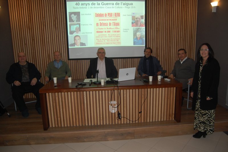 El monográfico de la “guerra de l’aigua” contrasta la memoria ciudadana con la hemeroteca para clausurar las VIII Jornades de Estudi Carmel Giner en Pego  El monográfico de la “guerra de l’aigua” contrasta la memoria ciudadana con la hemeroteca para clausurar las VIII Jornades de Estudi Carmel Giner en Pego
