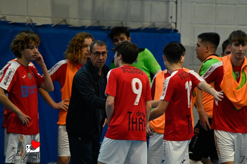Juvenil Nacional de Fútbol Sala: El Calpe se lleva el derbi ante un irregular Paidos Mar Dénia Juvenil Nacional de Fútbol Sala: El Calpe se lleva el derbi ante un irregular Paidos Mar Dénia