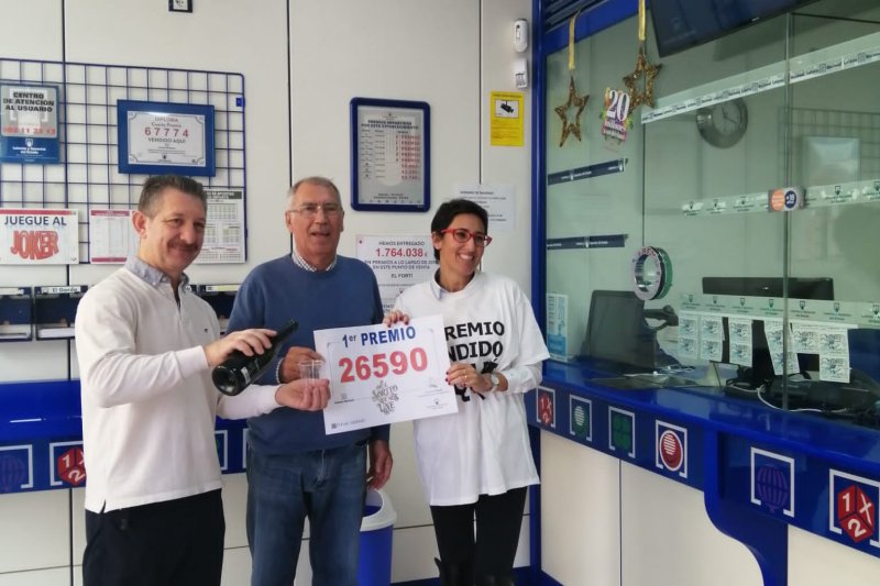 La Administración de Moraira reparte 20 millones de euros en El Gordo La Administración de Moraira reparte 20 millones de euros en El Gordo