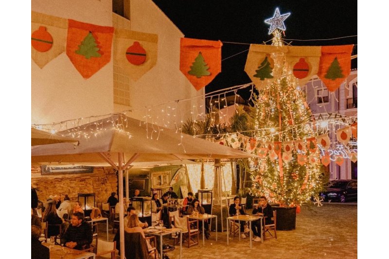 Da la bienvenida al año nuevo en Els Magazinos Da la bienvenida al año nuevo en Els Magazinos