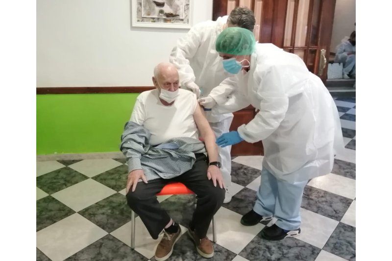 La tasa de vacunación contra el COVID en la Marina Alta alcanza el 80% La tasa de vacunación contra el COVID en la Marina Alta alcanza el 80%