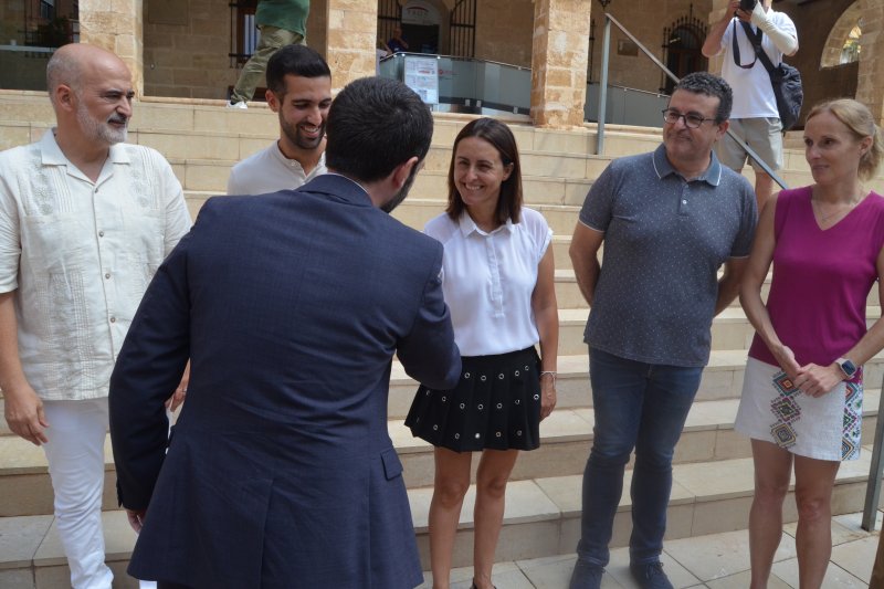 El ministro de Consumo reclama la unión de todas las administraciones ante la problemática de los pisos turísticos  El ministro de Consumo reclama la unión de todas las administraciones ante la problemática de los pisos turísticos