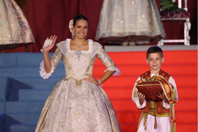 Xàbia proclama Nara Rodríguez regina de Fogueres 2021 Xàbia proclama Nara Rodríguez regina de Fogueres 2021