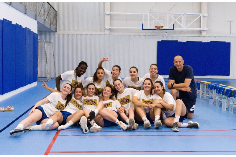 El senior femenino del Dénia BC se apea del Trofeo Federación en cuartos  El senior femenino del Dénia BC se apea del Trofeo Federación en cuartos