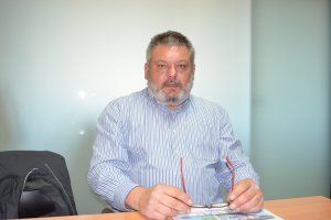 Maties Pons dimiteix com a president del Club de Pilota de Dénia i Julián de Diego es fa càrrec de la gestora