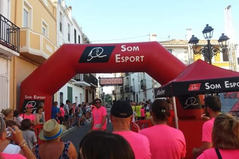 Més de quatre centes persones participen en la III Volta contra el càncer a Murla Més de quatre centes persones participen en la III Volta contra el càncer a Murla