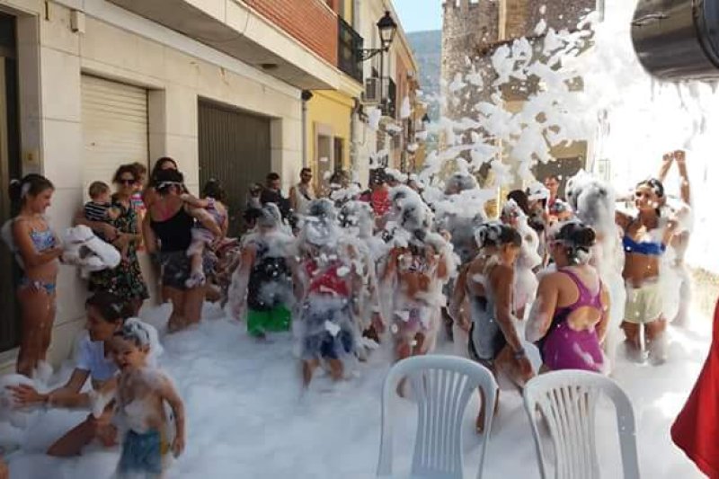 Més de quatre centes persones participen en la III Volta contra el càncer a Murla Més de quatre centes persones participen en la III Volta contra el càncer a Murla