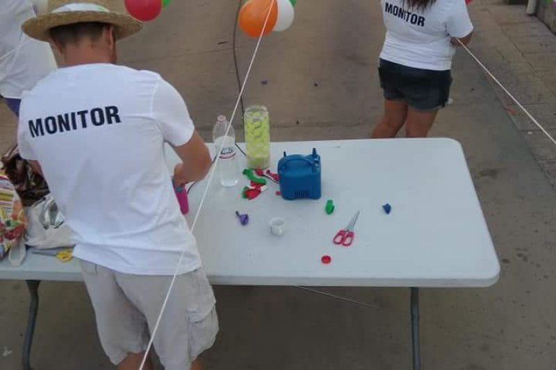 Més de quatre centes persones participen en la III Volta contra el càncer a Murla Més de quatre centes persones participen en la III Volta contra el càncer a Murla