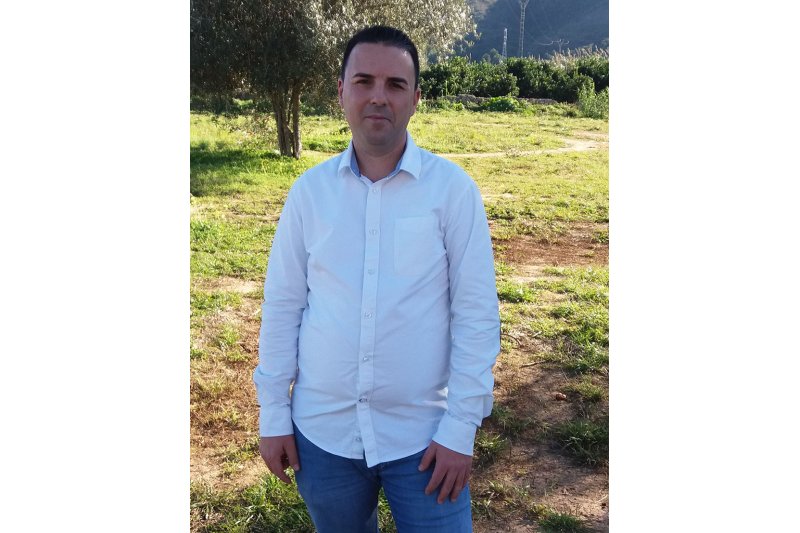 José Antonio Martínez guanya el Certamen de Poesia Satírica de Pego amb Sonatines d’aci i d’allà José Antonio Martínez guanya el Certamen de Poesia Satírica de Pego amb Sonatines d’aci i d’allà