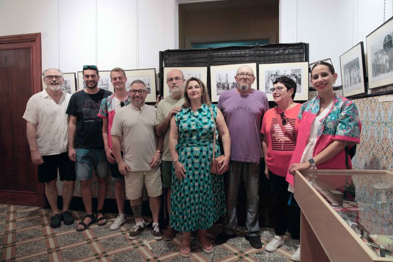 La mostra de Festes de l'associació Els Pòrxens: Pedreguer segons el retratista Luis Cabrera Pineda La mostra de Festes de l'associació Els Pòrxens: Pedreguer segons el retratista Luis Cabrera Pineda