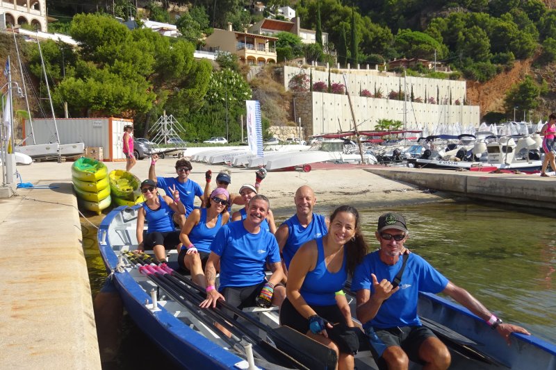 Buena acogida de las 100 Paladas Solidarias del Club Náutico Jávea Buena acogida de las 100 Paladas Solidarias del Club Náutico Jávea