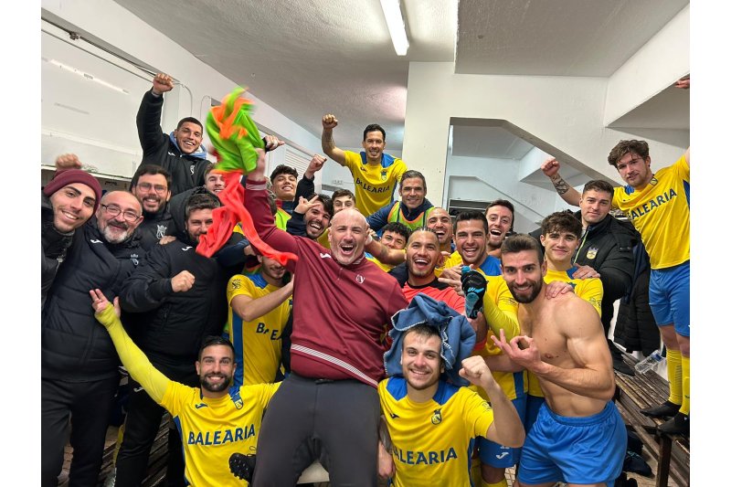 Regional Preferente: El Dénia golea, el Calpe gana y el Jávea empata Regional Preferente: El Dénia golea, el Calpe gana y el Jávea empata