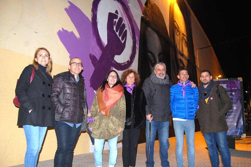 Un mural de Xolaca commemora el Dia Internacional Contra la Violència de Gènere a Pego Un mural de Xolaca commemora el Dia Internacional Contra la Violència de Gènere a Pego