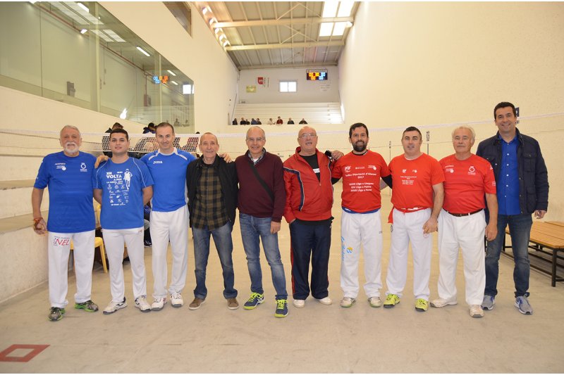 Pilota Valenciana: Els socis ratifiquen en l’assemblea a Maties Pons com a president del CP Dénia Pilota Valenciana: Els socis ratifiquen en l’assemblea a Maties Pons com a president del CP Dénia