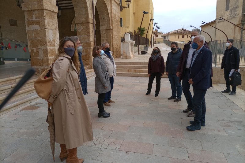 Importante convenio con la Generalitat para la compra de viviendas destinadas a familias necesitadas de Dénia  Importante convenio con la Generalitat para la compra de viviendas destinadas a familias necesitadas de Dénia