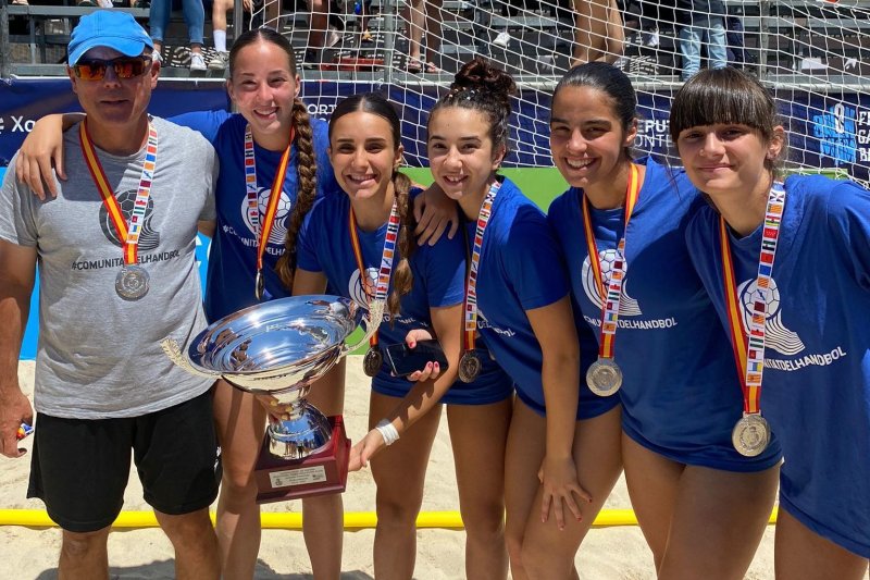 La edad de oro del handbol playa de Xàbia  La edad de oro del handbol playa de Xàbia