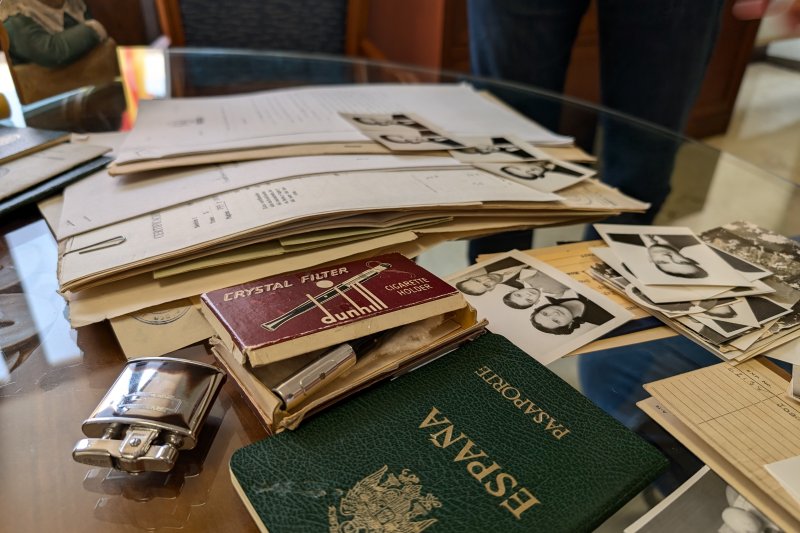 La família del jutge republicà Fernando Monzó fa una donació dels seus documents personals en l’exili a l’Arxiu Municipal de Pego La família del jutge republicà Fernando Monzó fa una donació dels seus documents personals en l’exili a l’Arxiu Municipal de Pego