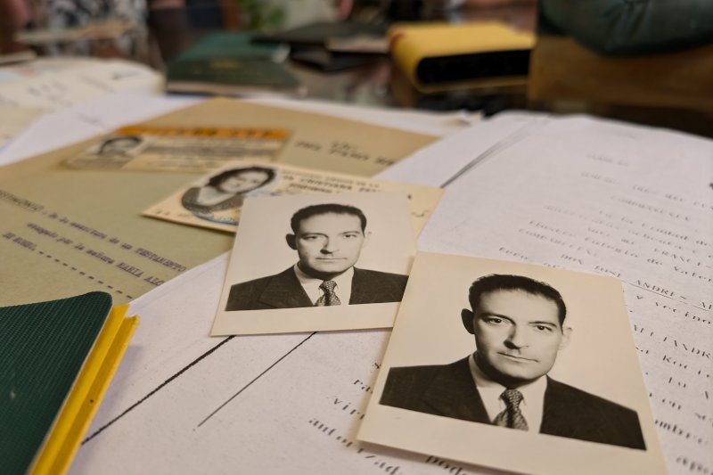La família del jutge republicà Fernando Monzó fa una donació dels seus documents personals en l’exili a l’Arxiu Municipal de Pego La família del jutge republicà Fernando Monzó fa una donació dels seus documents personals en l’exili a l’Arxiu Municipal de Pego