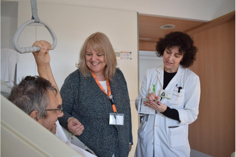 Cándida Wright recibe el premio Point of Light por su labor de voluntariado en Help y en el Hospital de Dénia Cándida Wright recibe el premio Point of Light por su labor de voluntariado en Help y en el Hospital de Dénia