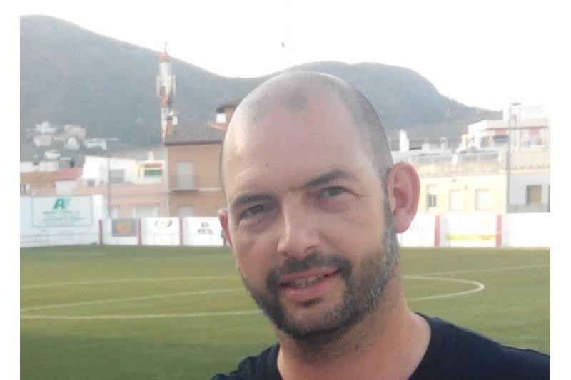 Vicent Camarena es fa càrrec del Pedreguer Vicent Camarena es fa càrrec del Pedreguer