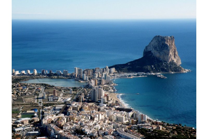 Compromís per Calp recurre la concesión de licencia para la construcción de un hotel de cuatro estrellas Compromís per Calp recurre la concesión de licencia para la construcción de un hotel de cuatro estrellas