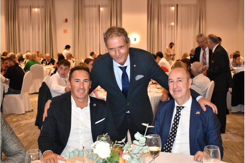 El Rotary Club de Jávea impulsa la tercera edición de Compartir Marina Alta El Rotary Club de Jávea impulsa la tercera edición de Compartir Marina Alta